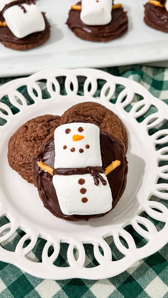 IMG_3879-576x1024 Chocolate Snowman Cookies