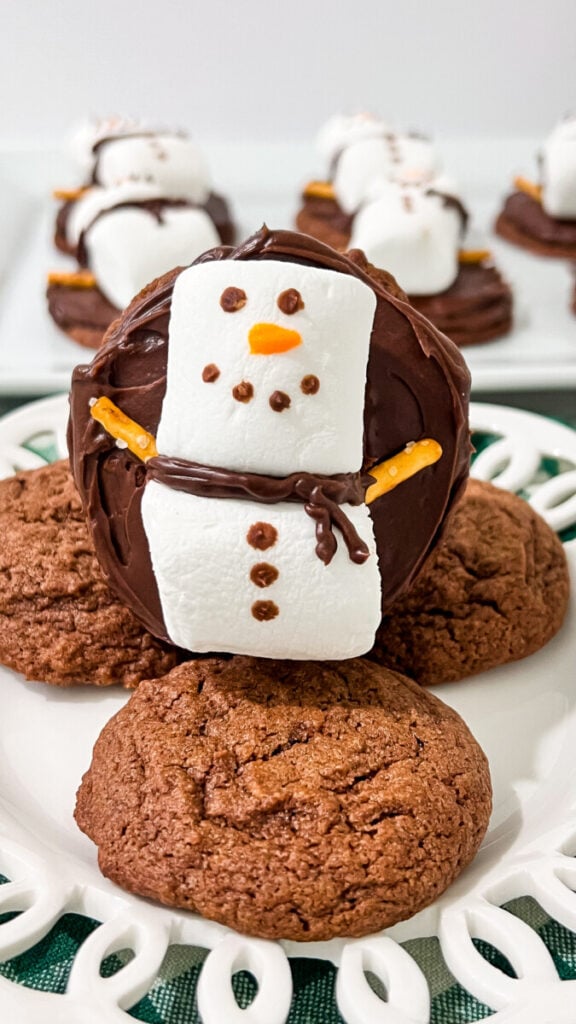 IMG_3880-576x1024 Chocolate Snowman Cookies