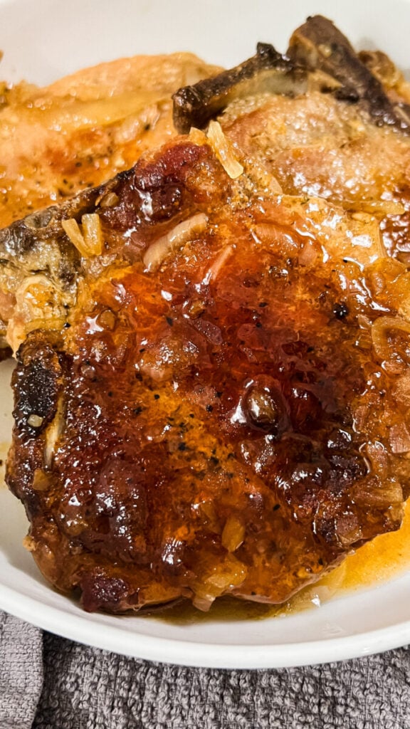 IMG_4525-576x1024 Crockpot Maple Pork Chops