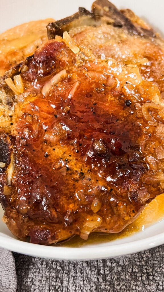 IMG_4529-576x1024 Crockpot Maple Pork Chops