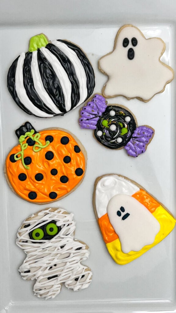 IMG_9054-576x1024 Halloween Pumpkin Cookies with Polka Dots