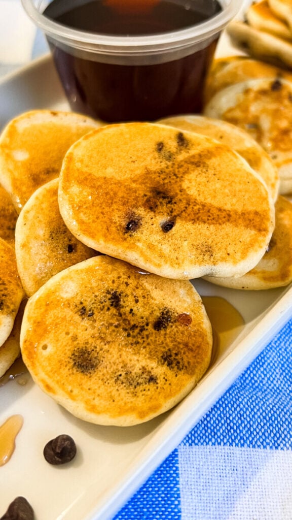 IMG_9264-576x1024 Mini Chocolate Chip Pancakes