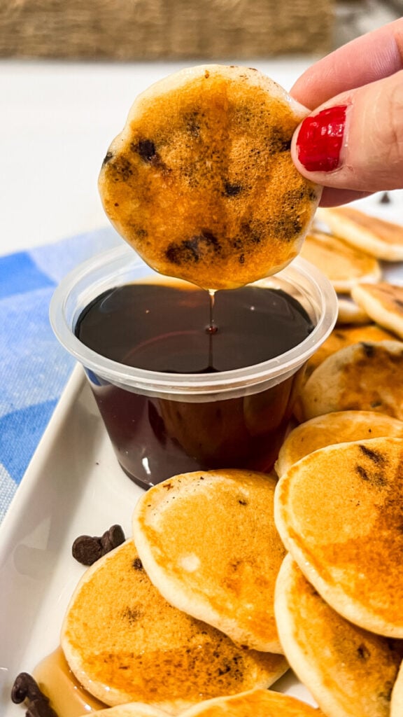 IMG_9277-576x1024 Mini Chocolate Chip Pancakes