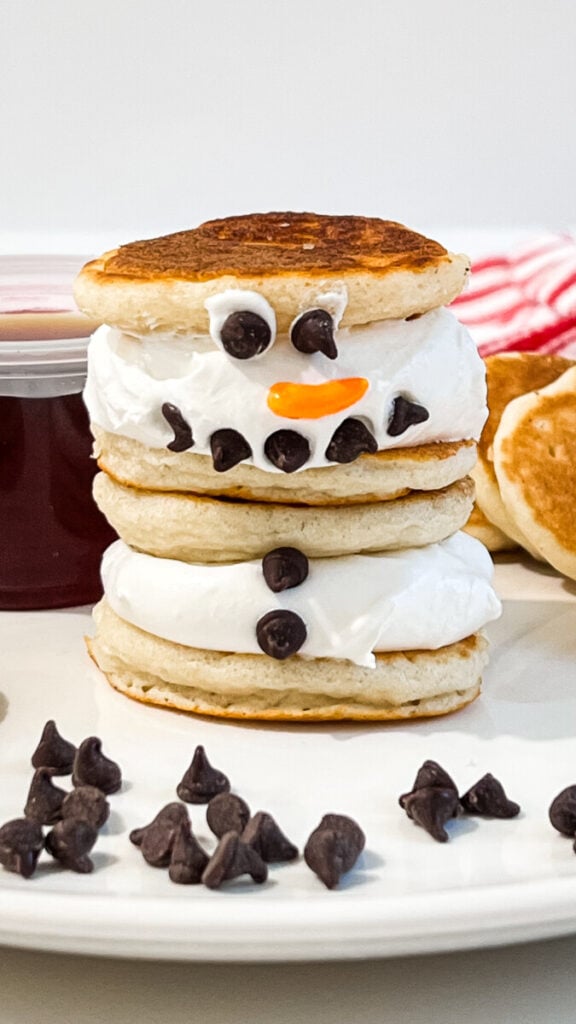 IMG_9316-576x1024 Mini Snowman Pancakes
