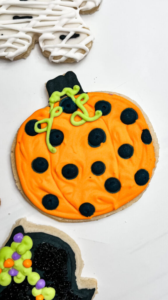  IMG_9448-576x1024 Halloween Pumpkin Cookies with Polka Dots  