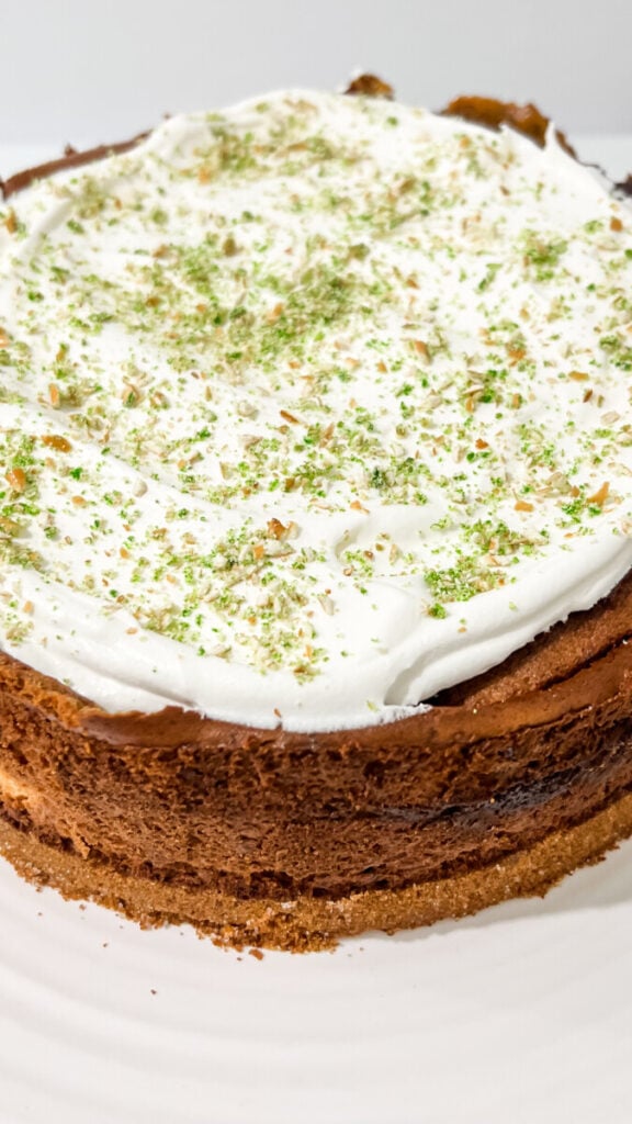  IMG_9557-576x1024 Pistachio Cream Cheesecake  