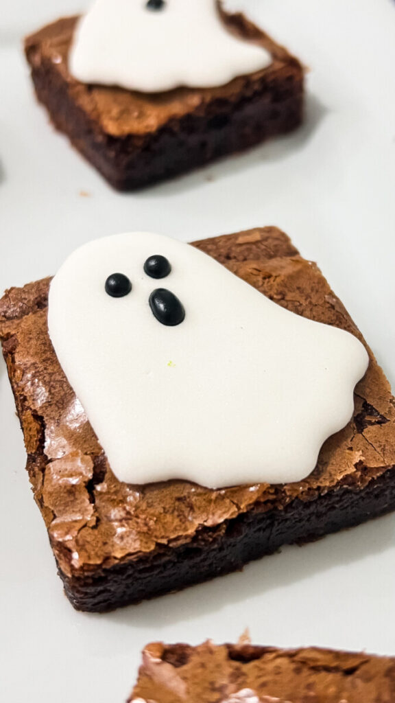 IMG_9902-576x1024 Floating Ghost Halloween Brownies