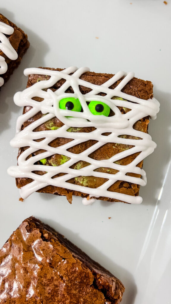  IMG_9930-576x1024 Easy Mummy Brownies  