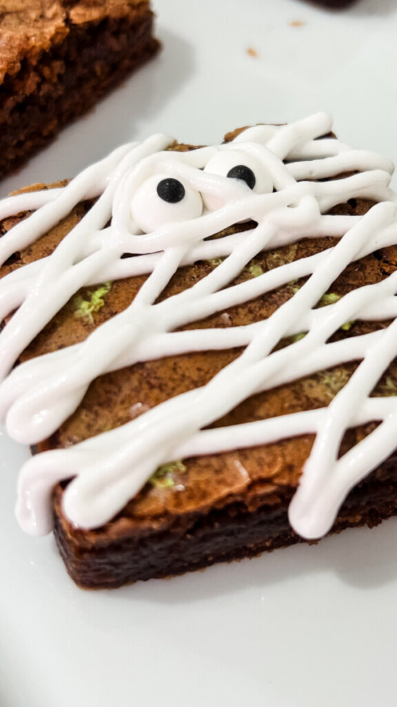  IMG_9943-576x1024 Easy Mummy Brownies  