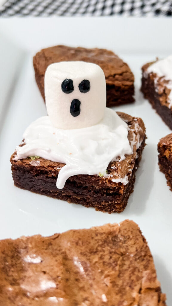 IMG_9946-576x1024 Marshmallow Ghost Brownies